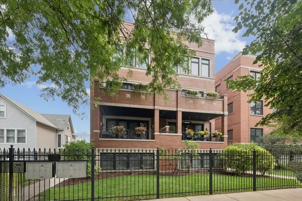 2133 N Campbell AVE #1B, Chicago, IL 60647