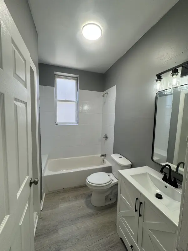 720 W 61st ST, Chicago, IL 60621