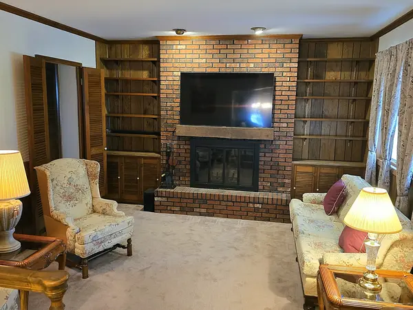 720 S Madison ST, Duquoin, IL 62832