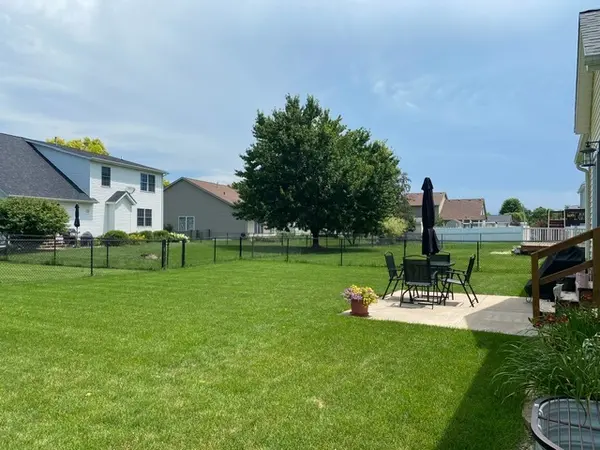 4702 W 13th ST, Davenport, IA 52804