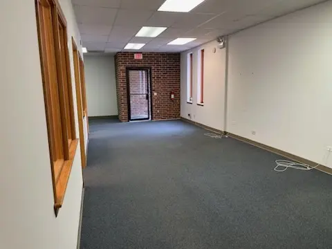 24 S Des Plaines River RD #400, Des Plaines, IL 60016
