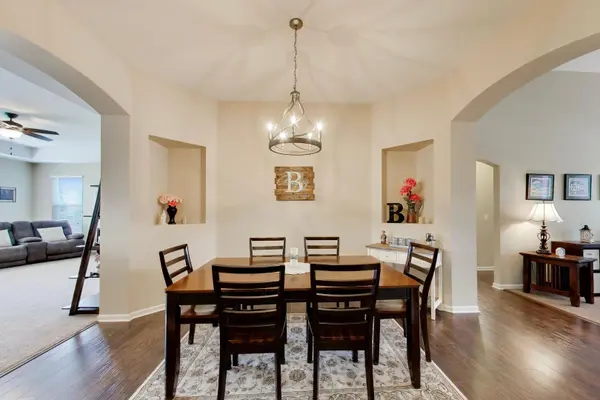 12455 Carver LN, Huntley, IL 60142