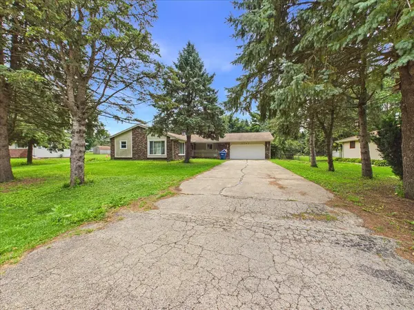 2783 Karr RD, Belvidere, IL 61008