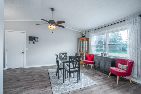 2702 W 46th ST, Davenport, IA 52806
