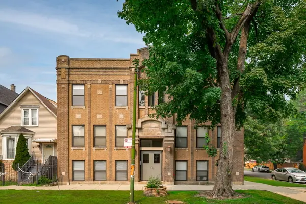 1856 N Sawyer AVE #303, Chicago, IL 60647