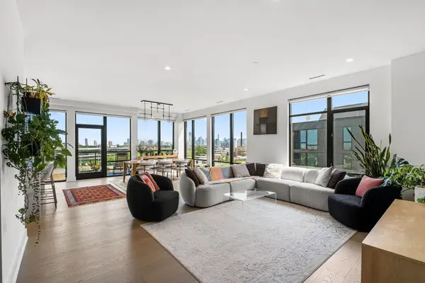 1701 W Webster AVE #710, Chicago, IL 60614