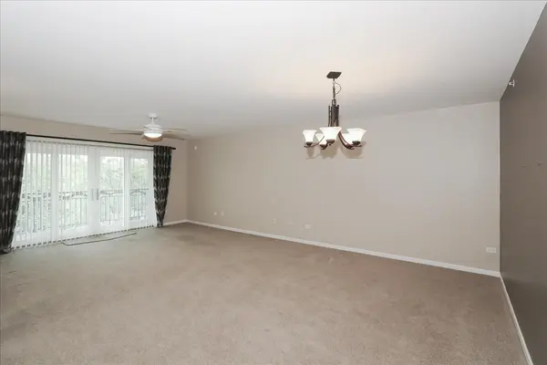 740 Creekside DR #501, Mount Prospect, IL 60056