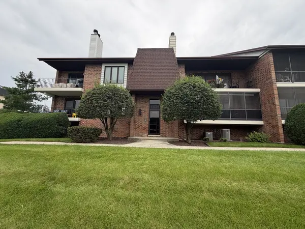 15715 Deerfield CT #1N, Orland Park, IL 60462