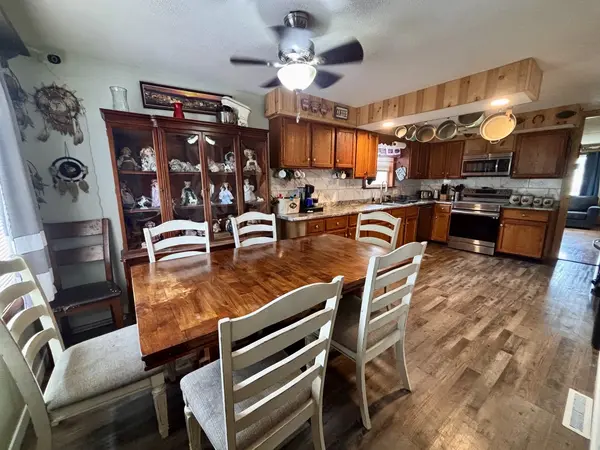 302 N Emma ST, Christopher, IL 62822