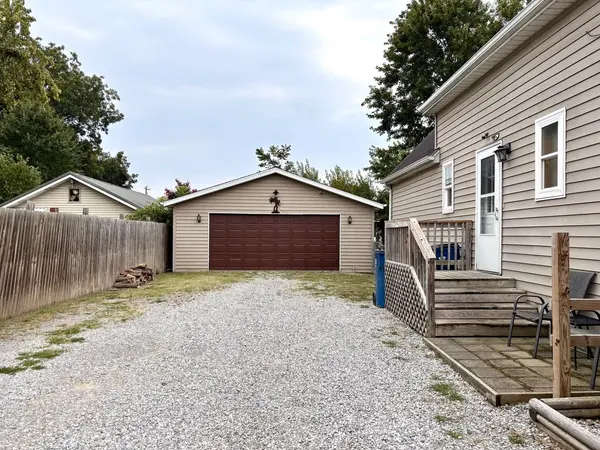 302 N Emma ST, Christopher, IL 62822