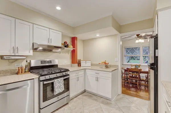 308 S Albert ST, Mount Prospect, IL 60056