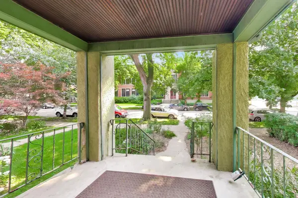 6616 N Bosworth AVE, Chicago, IL 60626