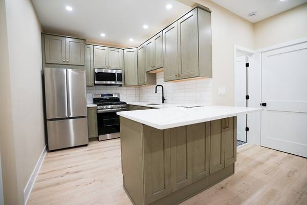 3703 W Palmer ST #1, Chicago, IL 60647