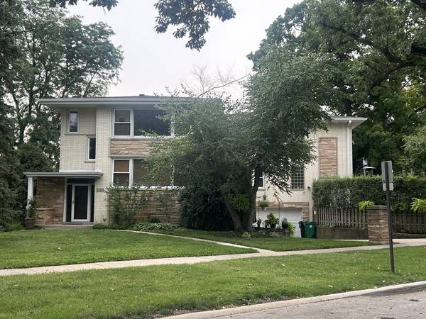 1140 N Northwest HWY, Park Ridge, IL 60068