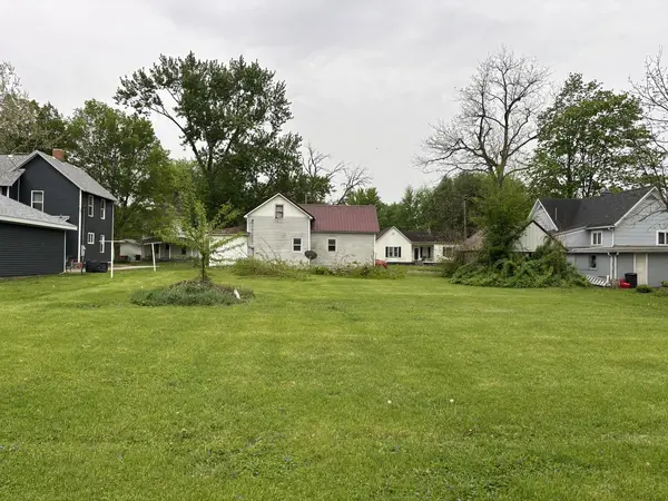 309 E Walnut ST, Piper City, IL 60959