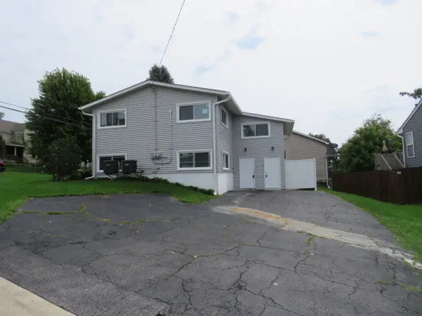 551 N Washington AVE #A, Batavia, IL 60510