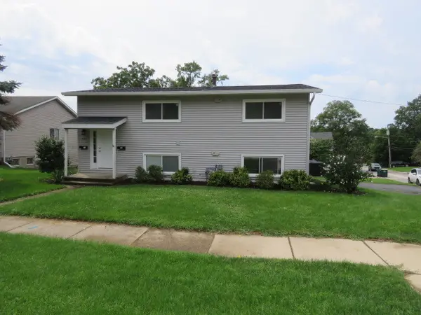 551 N Washington AVE #A, Batavia, IL 60510