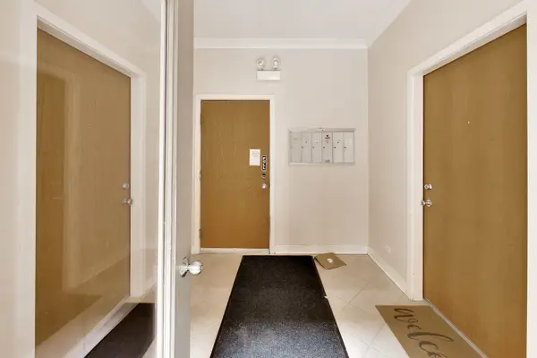3752 W Leland AVE #3S, Chicago, IL 60625
