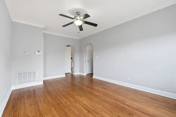 4856 W WARNER AVE #2N, Chicago, IL 60641