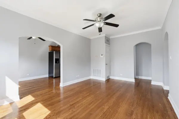 4856 W WARNER AVE #2N, Chicago, IL 60641