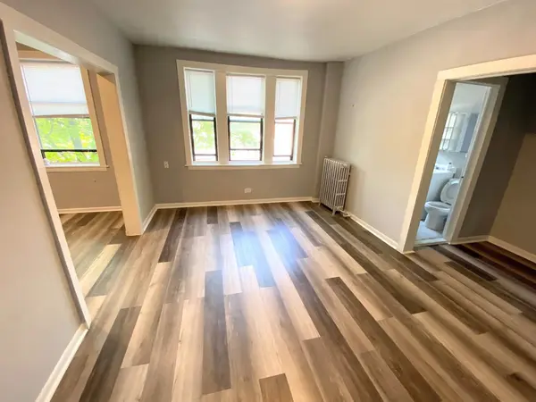 839 W Sheridan RD #214, Chicago, IL 60613
