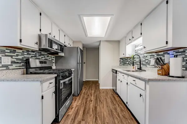 6236 Gold CIR #6236, Hanover Park, IL 60133