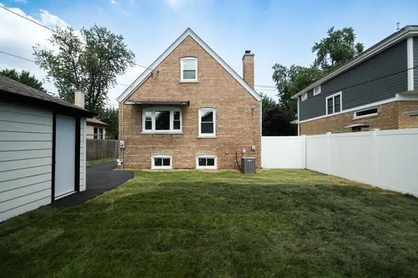 3653 W 107th ST, Chicago, IL 60655