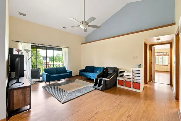 18075 Royal Oak CT #2S, Tinley Park, IL 60477