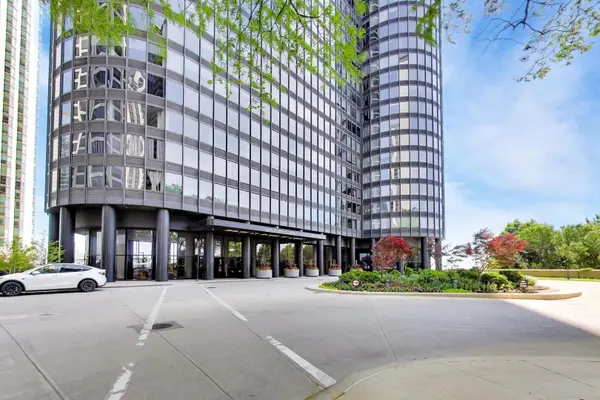 155 N HARBOR DR #2007, Chicago, IL 60601
