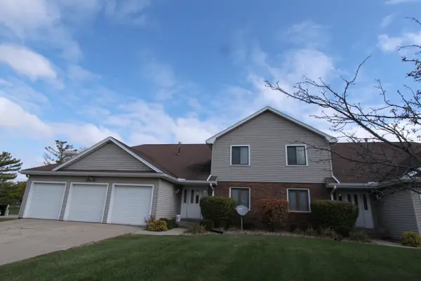 104 N Orr DR #2,  Normal,  IL 61761