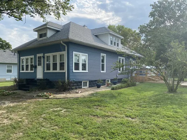 1035 Dover ST, Centralia, IL 62801