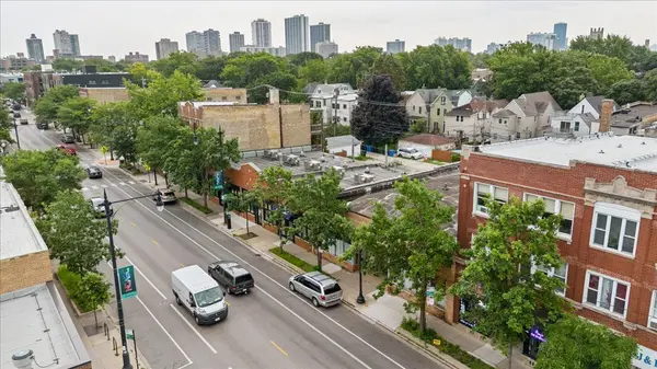 1449 W Devon AVE, Chicago, IL 60660