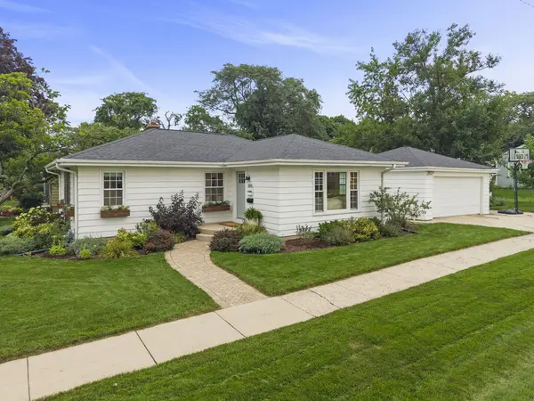 1205 E EVERGREEN ST, Wheaton, IL 60187