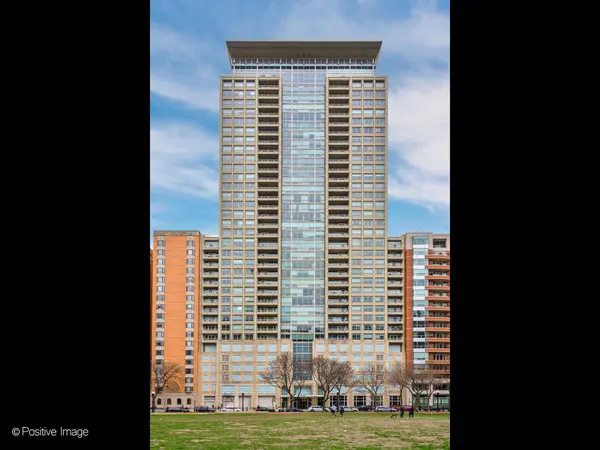 250 E Pearson ST #1903, Chicago, IL 60611