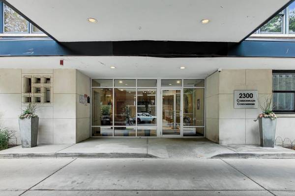 2300 N Commonwealth AVE #2H, Chicago, IL 60614
