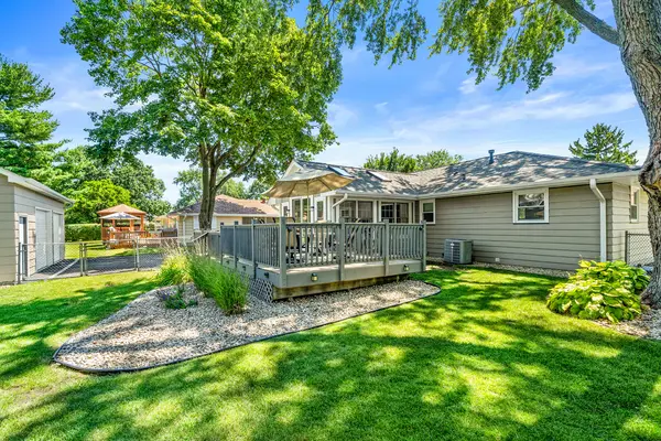 2309 Lowell ST, Aurora, IL 60506