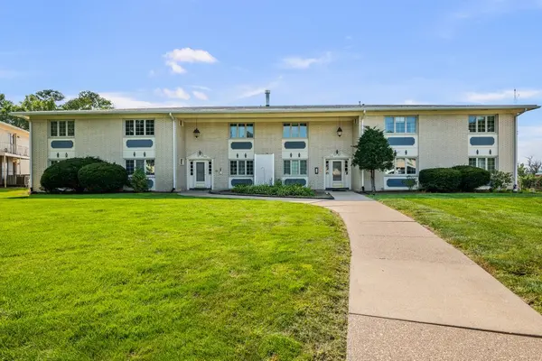 920 17th ST #34, Moline, IL 61265