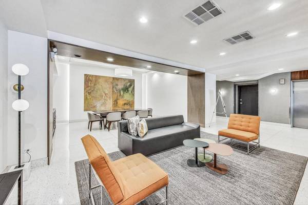 165 N Canal ST #1426, Chicago, IL 60606