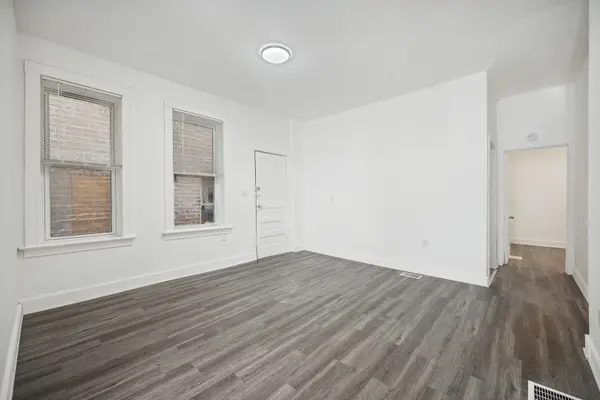 2702 S Spaulding AVE, Chicago, IL 60623