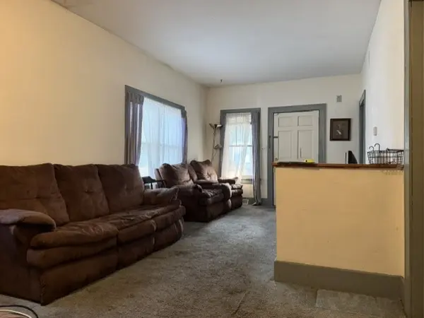 139 N Calhoun ST, Aurora, IL 60505