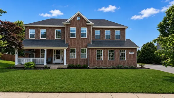 11293 Nicollet LN, Huntley, IL 60142