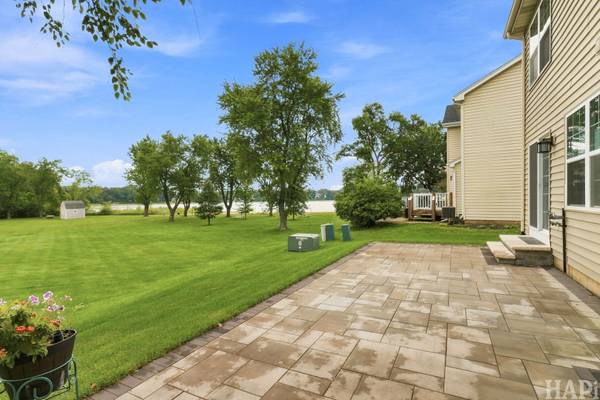 708 E Bayou CT, Fox Lake, IL 60020