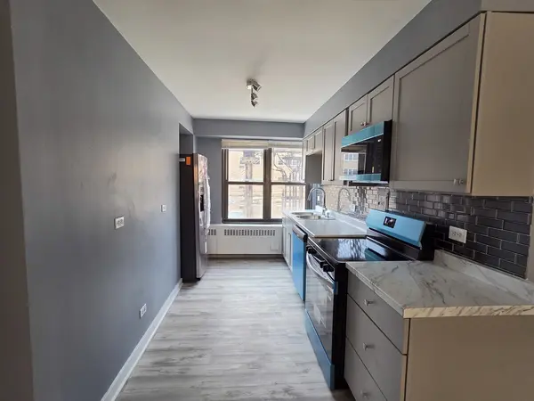 6118 N Sheridan RD #208, Chicago, IL 60660