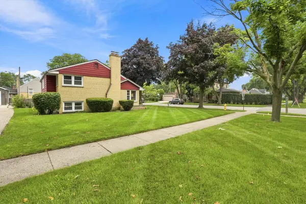 1609 S Greenwood AVE, Park Ridge, IL 60068