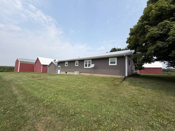 12641 Ellis RD, Fenton, IL 61251