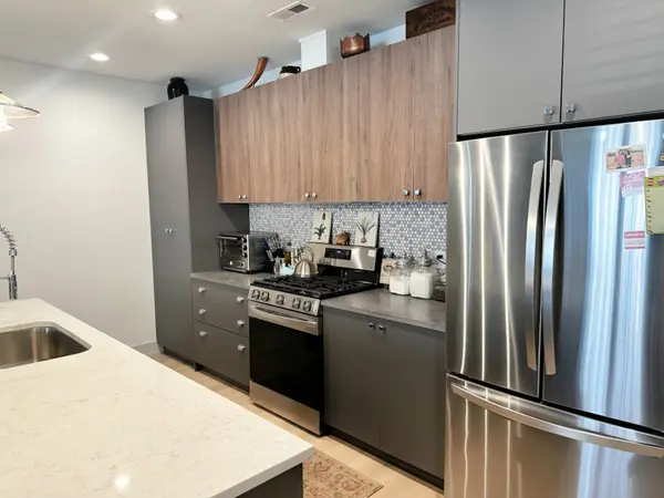 4420 S Prairie AVE #1, Chicago, IL 60653