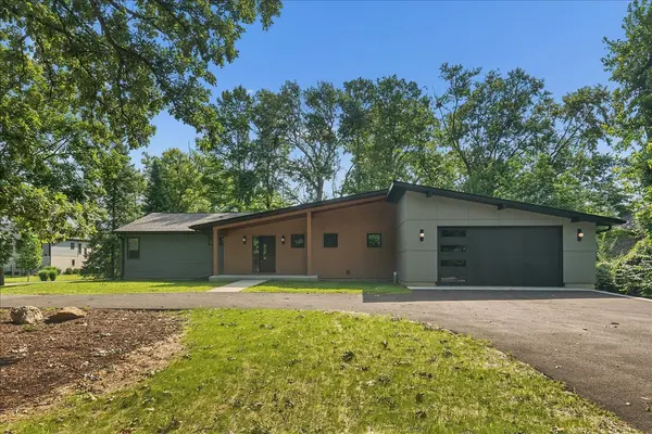 12405 S 75th AVE, Palos Heights, IL 60463