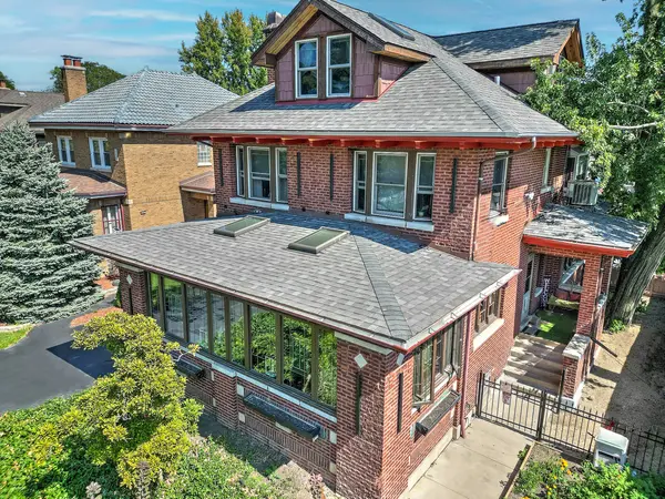 10127 S Hoyne AVE, Chicago, IL 60643