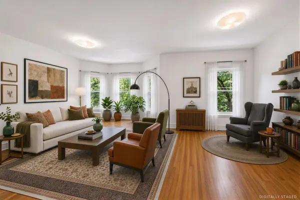 5715 S Blackstone AVE #2S, Chicago, IL 60637