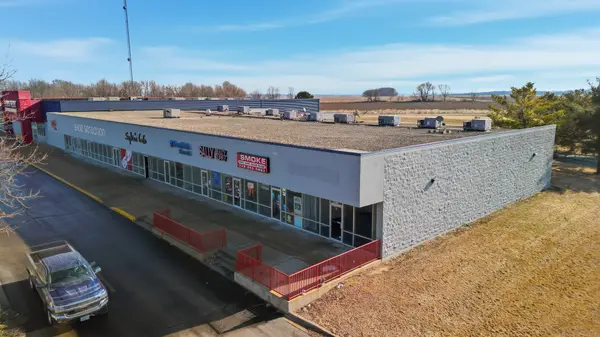 4311 E Lincoln Way #A-L-G, Sterling, IL 61081